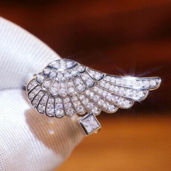 925 Sterling Silver White Sapphire  Ring - Picture 6 of 9